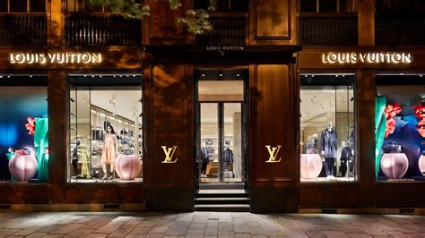 saint germain des pres louis vuitton|louis vuitton paris 2024.